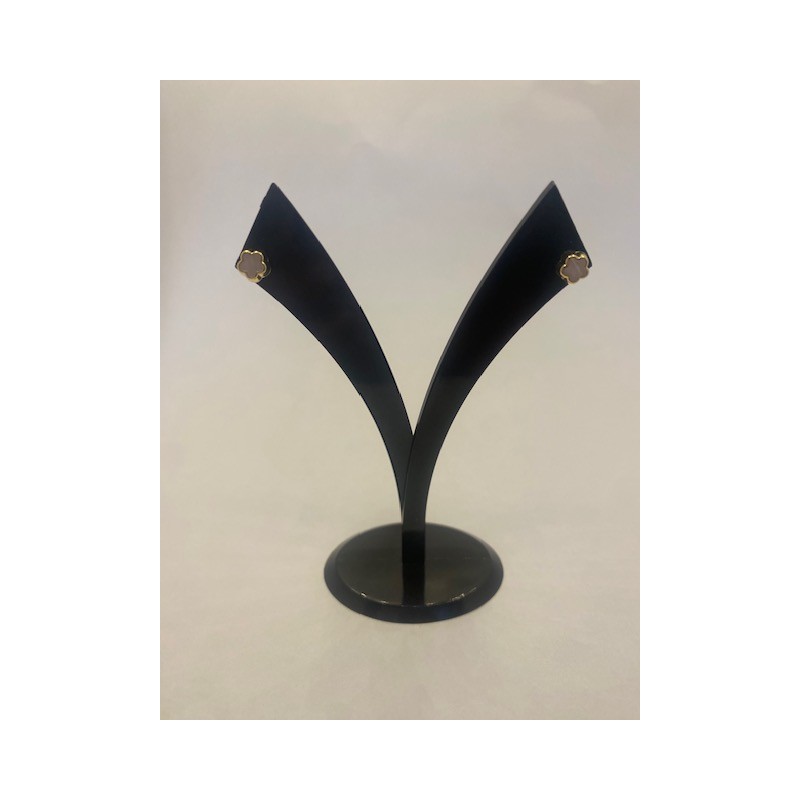 Pendientes de oro amarillo de 18 kts, con forma de flor.