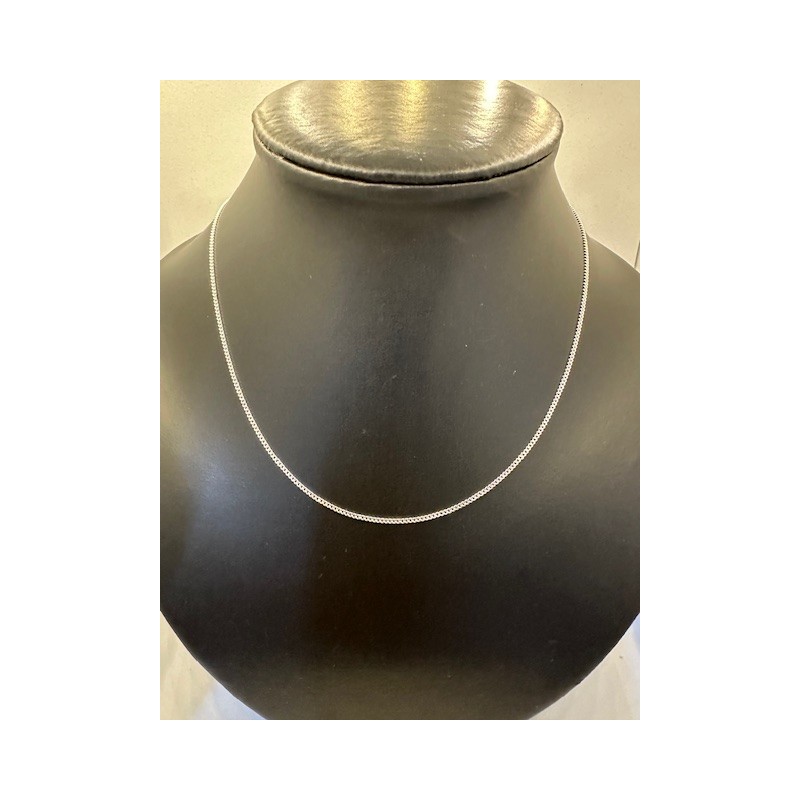 Cadena de plata de ley de 925 m/m de 45 cms de largo.